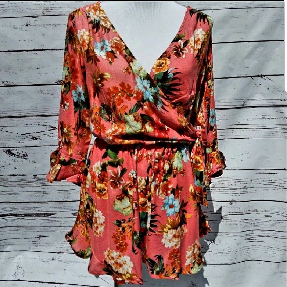 Last One! SM Get Lucky LA Pink Floral Romper - Picture 3 of 8